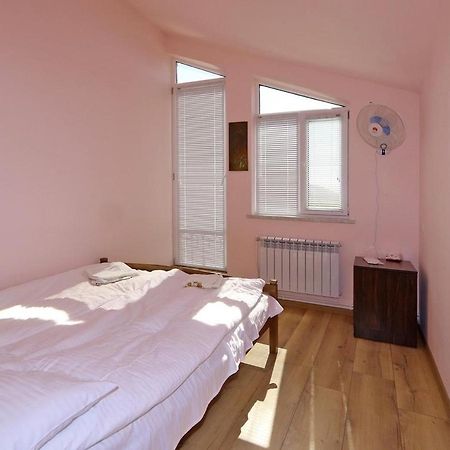 Commune Hotel Ґарні Екстер'єр фото