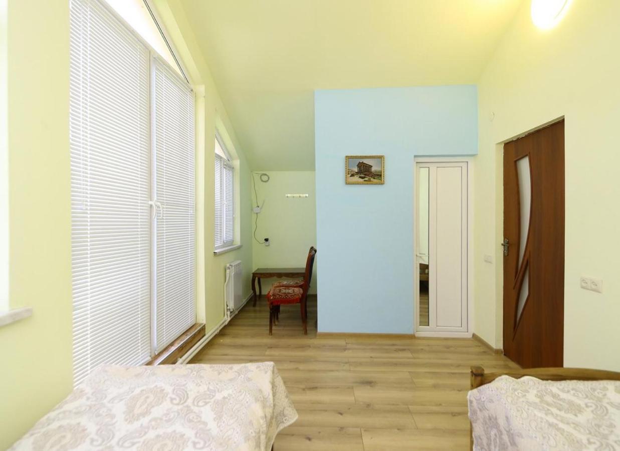 Commune Hotel Ґарні Екстер'єр фото