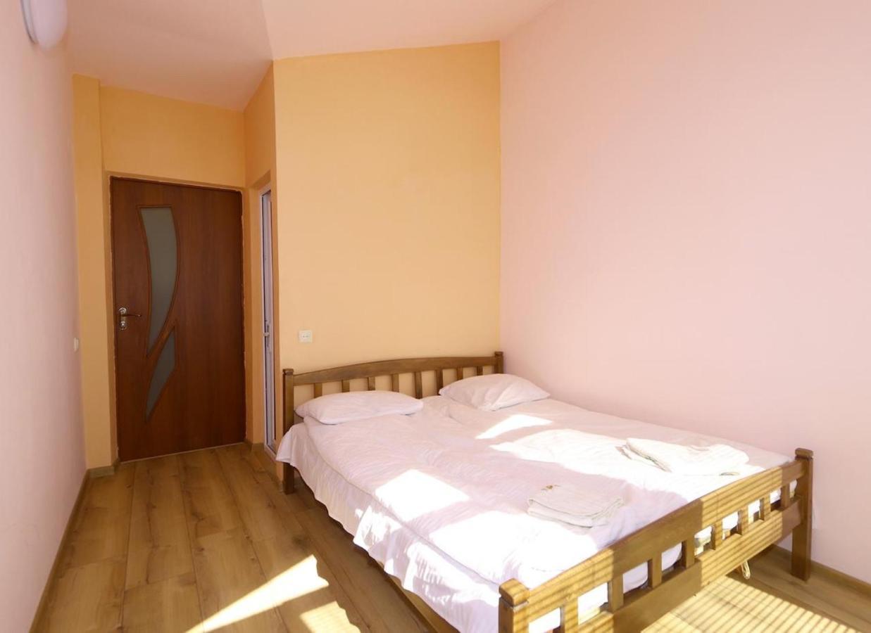 Commune Hotel Ґарні Екстер'єр фото