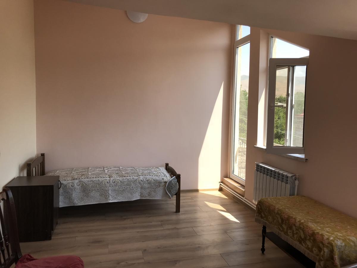 Commune Hotel Ґарні Екстер'єр фото