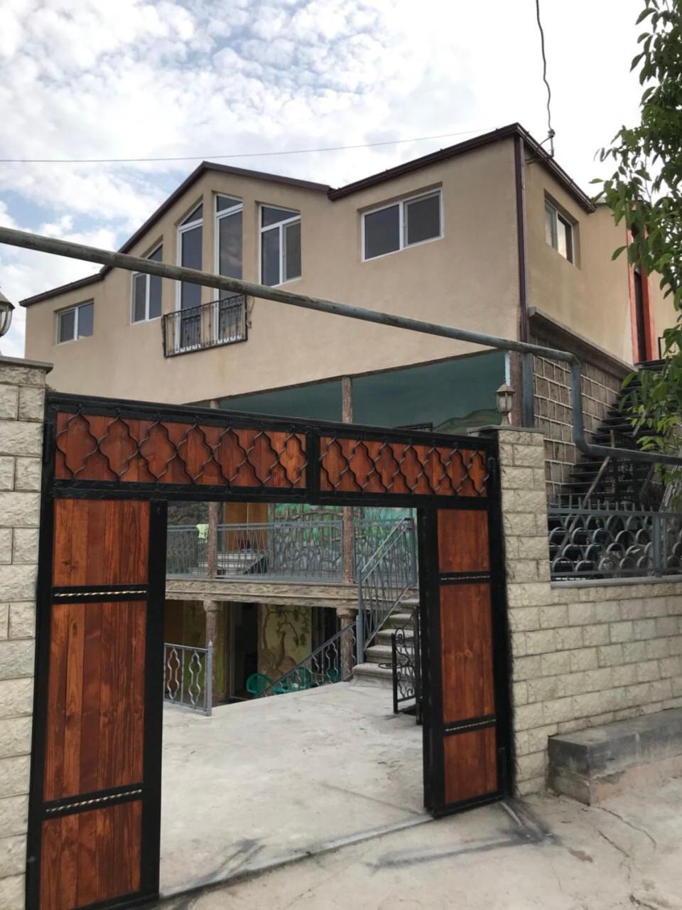 Commune Hotel Ґарні Екстер'єр фото